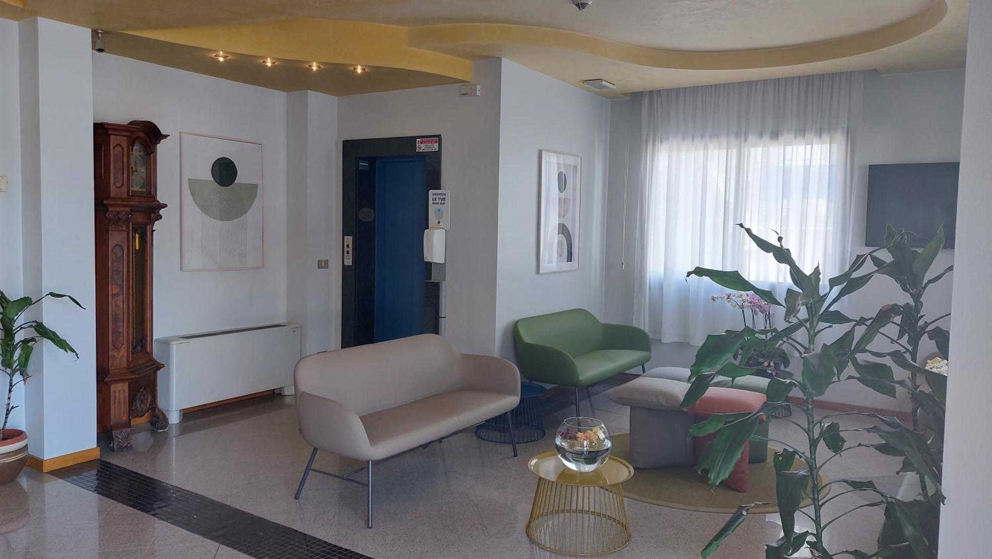 Albergo Ridente Лідо-ді-Єзоло Екстер'єр фото